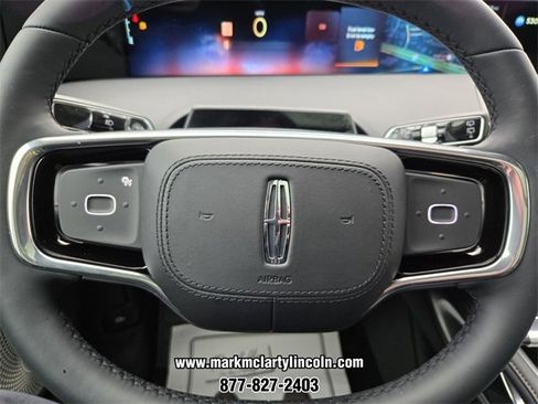 New 2026 Lincoln Nautilus Reserve image 19