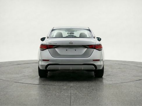 Used 2025 Nissan Sentra SV FWD image 7