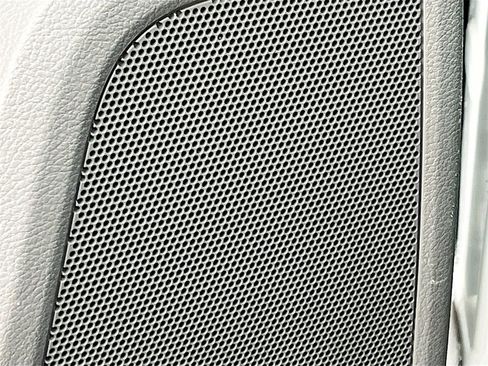 Used 2021 Nissan NV 2500 SV image 18