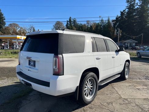 Used 2018 GMC Yukon SLT image 10