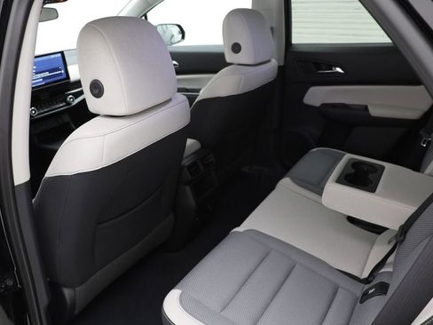 Used 2024 Honda Prologue EX image 10