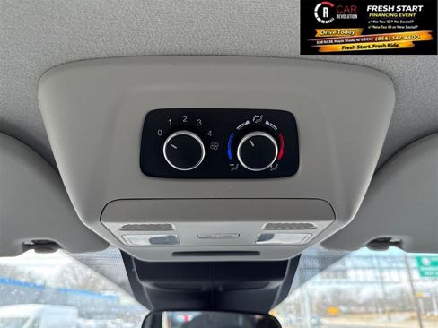 Used 2022 Ford Transit 350 XLT RWD image 12