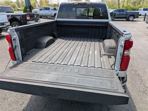 Used 2021 Chevrolet Silverado 2500 High Country AWD/4WD image 12
