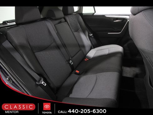 Certified 2025 Toyota RAV4 XLE AWD/4WD image 18