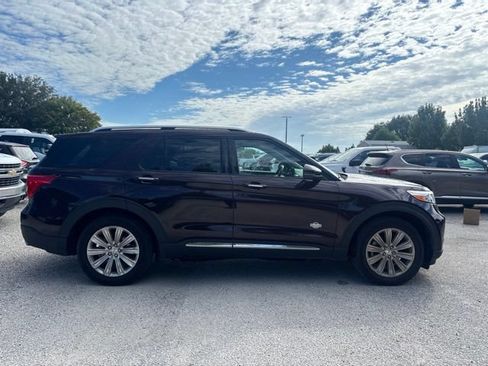 Used 2023 Ford Explorer King Ranch w/ Technology Package RWD image 4