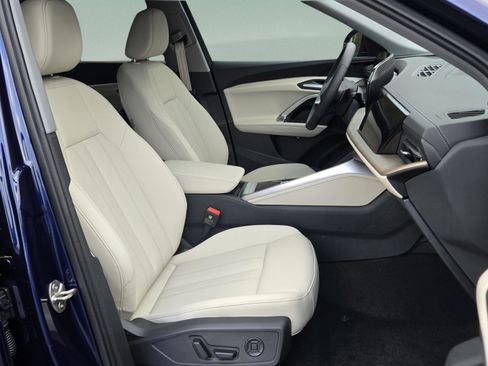 New 2025 Audi Q5 Premium image 13