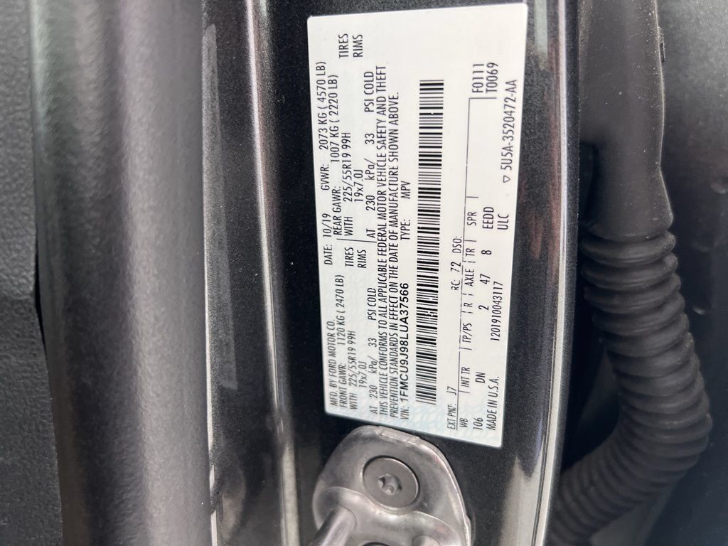 Used 2020 Ford Escape Titanium AWD/4WD image 32