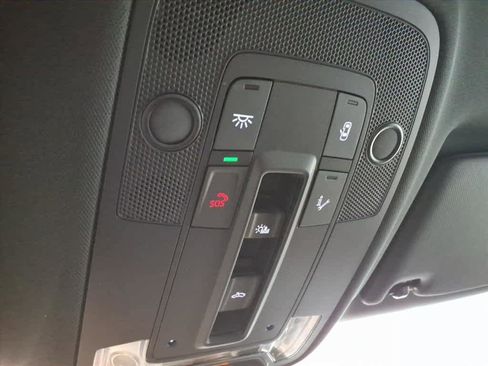 Certified 2025 Audi Q3 2.0T Premium w/ Convenience Package image 14