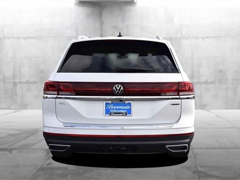 New 2026 Volkswagen Atlas SEL image 6