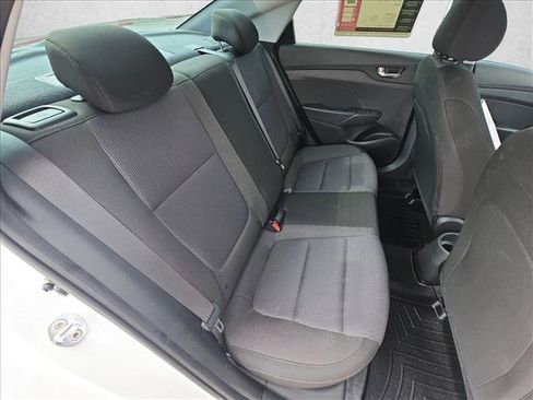 Used 2021 Hyundai Accent SE image 19