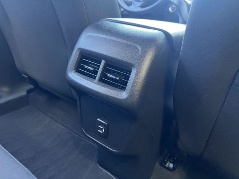Used 2023 Chevrolet Equinox LS w/ Driver Confidence II Package AWD/4WD image 12