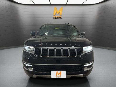 Used 2022 Jeep Wagoneer Series III w/ Premium Group I image 3