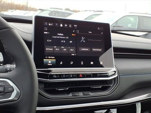 New 2026 Jeep Compass Latitude image 8