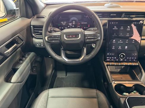 New 2026 GMC Terrain AT4 w/ Convenience Package III image 28