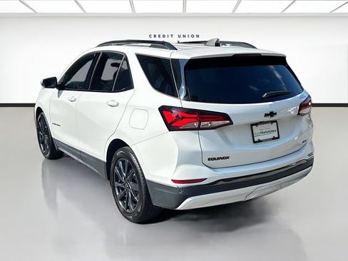 Used 2022 Chevrolet Equinox RS w/ RS Leather Package FWD image 5