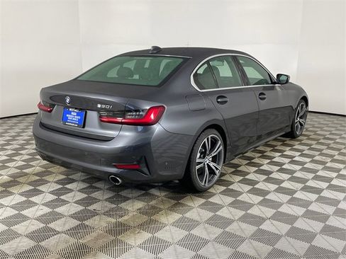 Used 2019 BMW 330i 330i w/ Convenience Package image 26