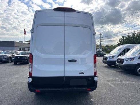 Used 2025 Ford Transit 250 148 High Roof AWD image 8