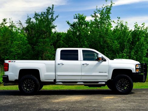 Used 2018 Chevrolet Silverado 2500 LTZ w/ Duramax Plus Package AWD/4WD image 5