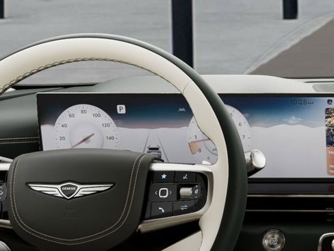 New 2026 Genesis GV80 2.5T RWD image 13