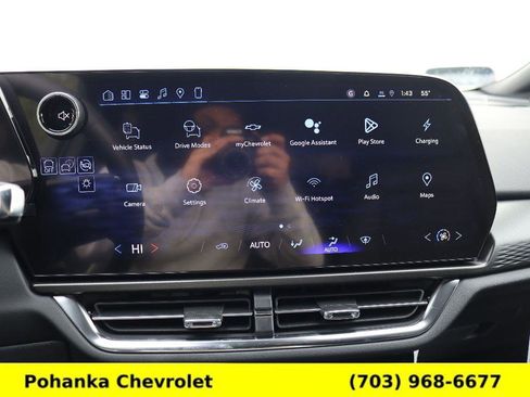 New 2026 Chevrolet Equinox EV LT image 15