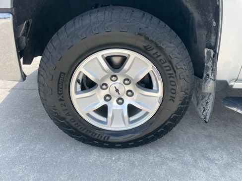 Used 2018 Chevrolet Silverado 1500 LT w/ All Star Edition AWD/4WD image 41