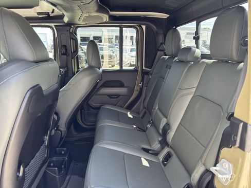 New 2026 Jeep Gladiator Mojave AWD/4WD image 24