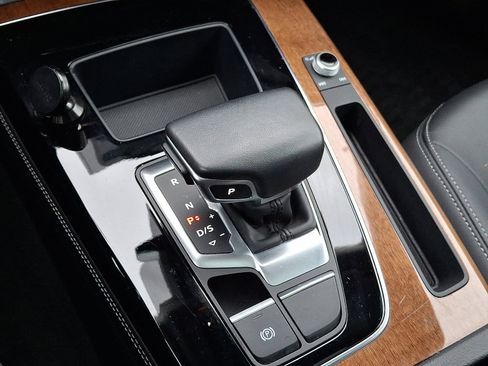 Used 2022 Audi Q5 2.0T Premium Plus image 15