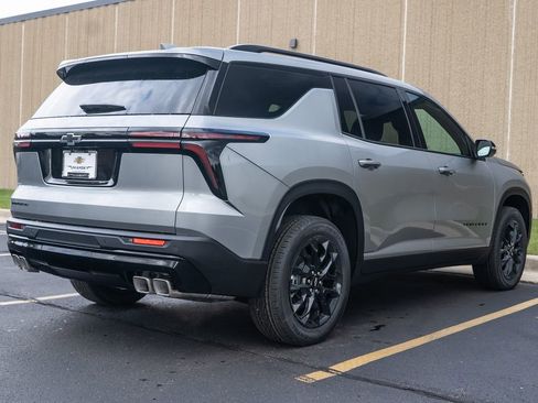 New 2026 Chevrolet Traverse LT w/ Midnight/Sport Edition image 7