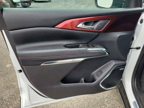 Used 2024 Chevrolet Traverse Z71 w/ Enhanced Driving Package image 17