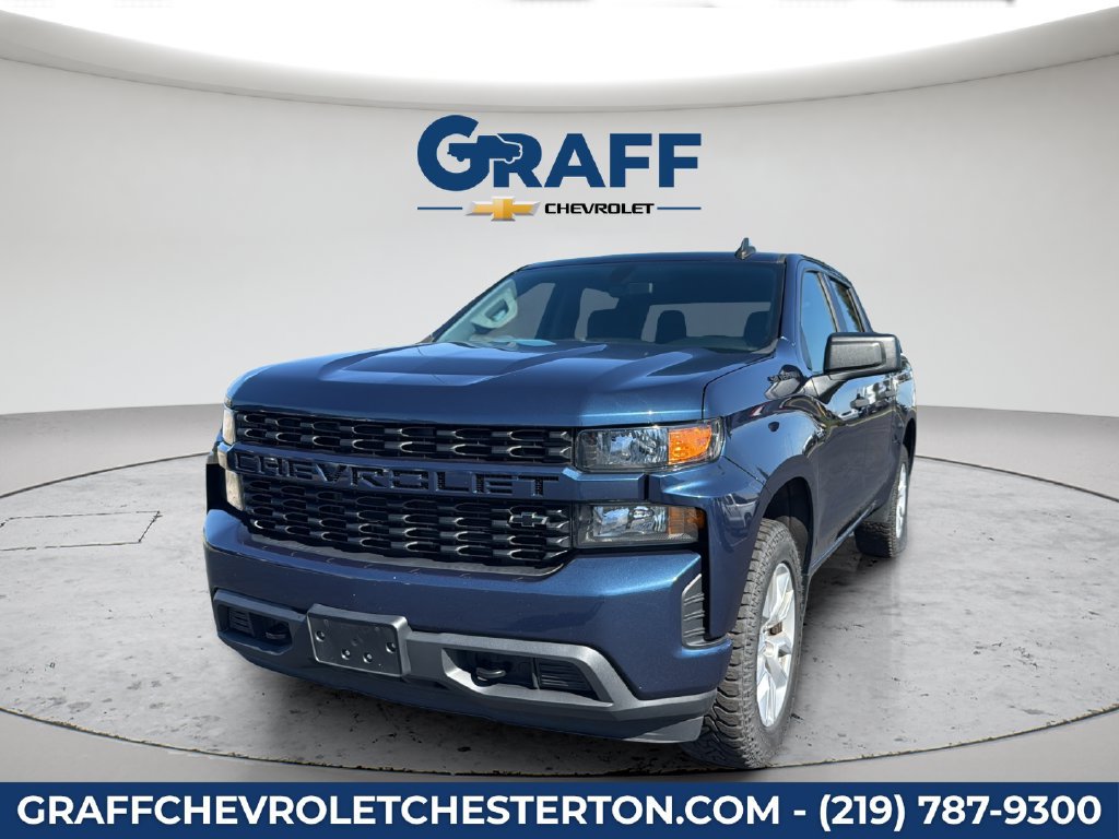 Used 2020 Chevrolet Silverado 1500 Custom w/ Custom Value Package AWD/4WD image 1