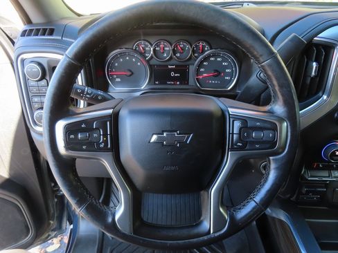 Used 2021 Chevrolet Silverado 1500 LT Trail Boss w/ Bed Protection Package image 17