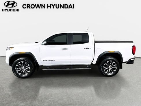 Used 2024 GMC Canyon Denali AWD/4WD image 9