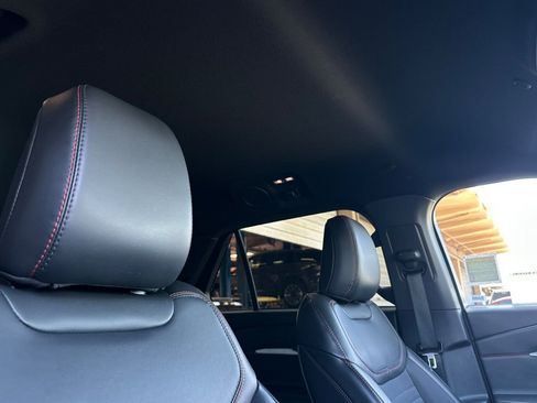 Certified 2025 Ford Explorer ST-Line w/ ST-Line Street Pack AWD/4WD image 17