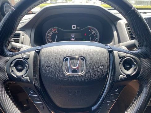 Used 2021 Honda Ridgeline Black Edition image 11