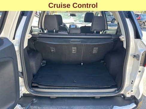 Used 2018 Ford EcoSport SE w/ SE Cold Weather Package FWD image 11