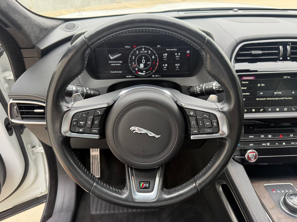 Used 2019 Jaguar F-PACE S AWD/4WD image 14