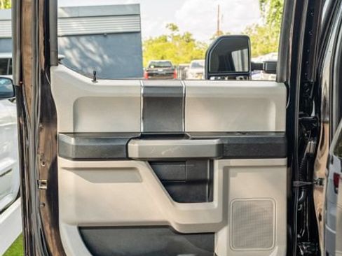 Used 2017 Ford F250 XLT w/ XLT Value Package AWD/4WD image 33