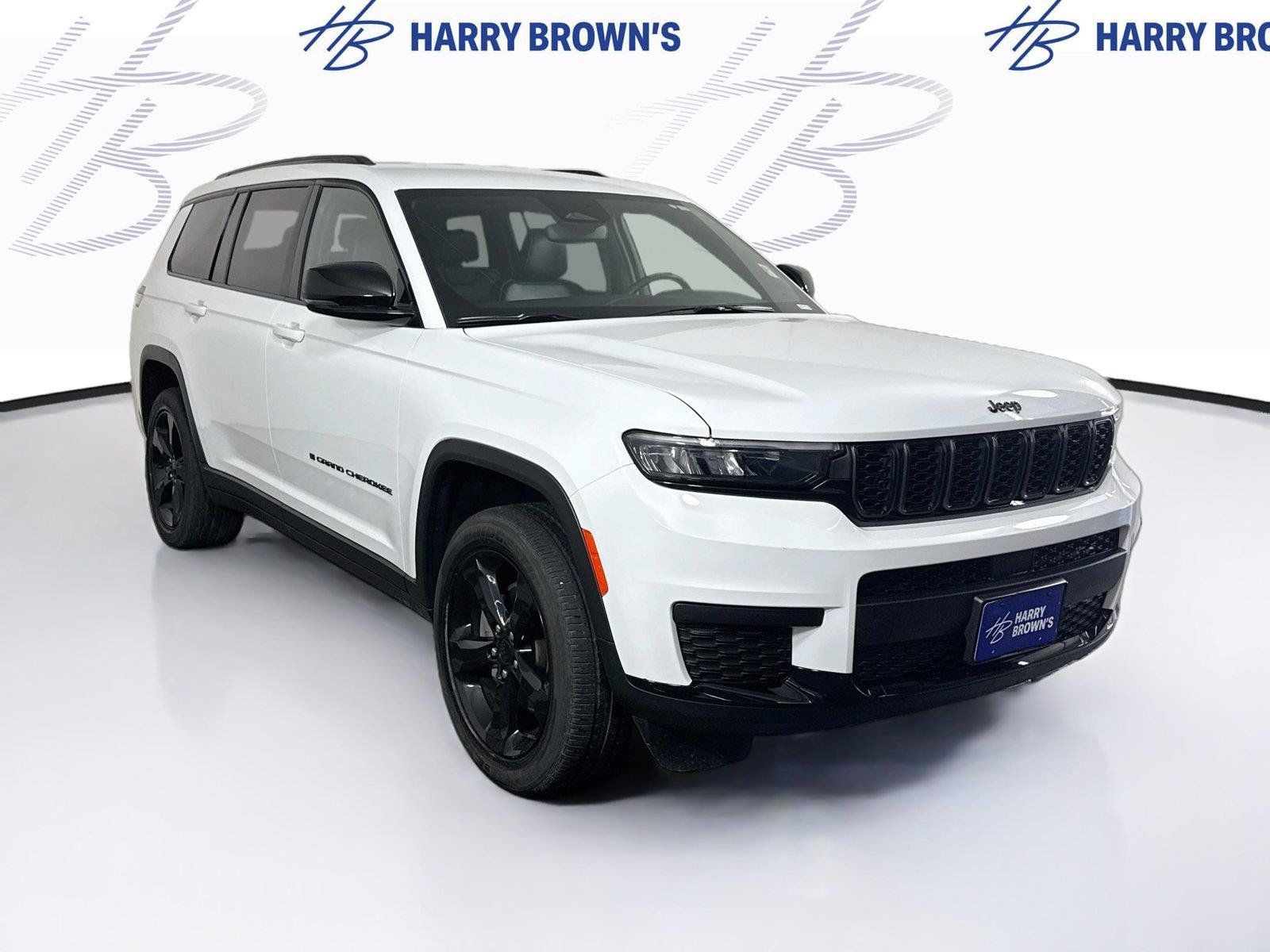 Used 2023 Jeep Grand Cherokee L Laredo AWD/4WD image 26