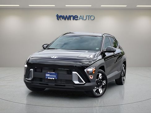 Used 2025 Hyundai Kona SEL FWD image 9