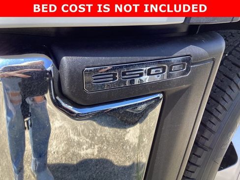 New 2025 GMC Sierra 3500 Pro w/ Convenience Package image 15