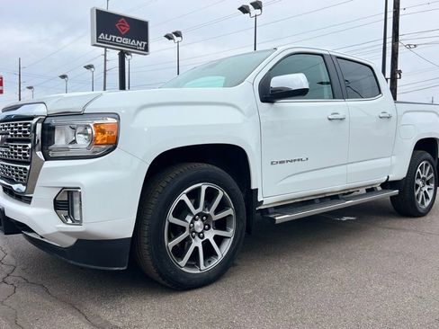 Used 2021 GMC Canyon Denali image 13
