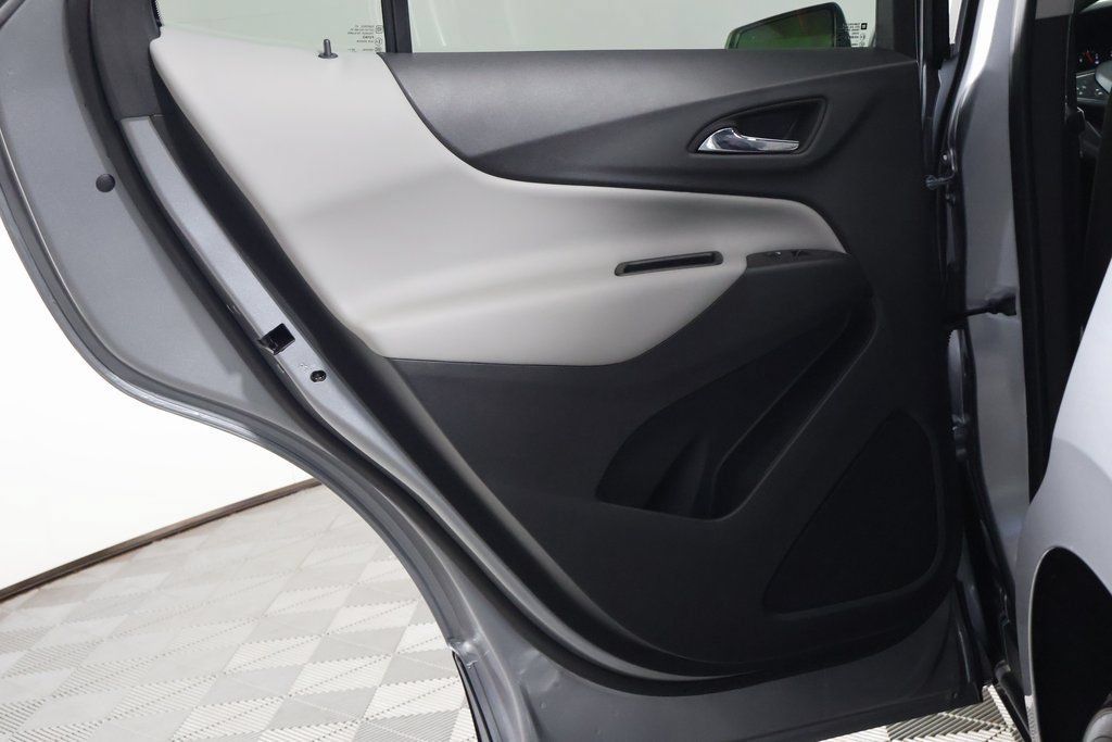 Used 2023 Chevrolet Equinox LS FWD image 13