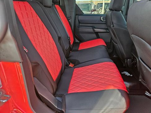 Certified 2024 Ford Bronco Heritage Edition AWD/4WD image 19