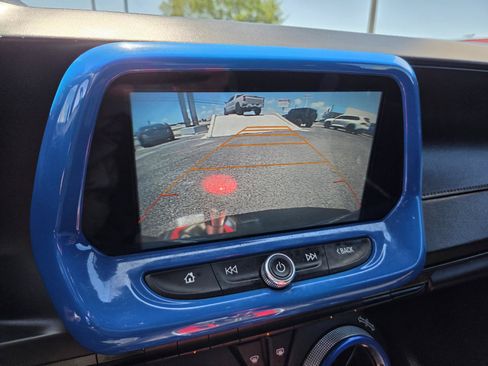 Used 2016 Chevrolet Camaro LT w/ Technology Package RWD image 19