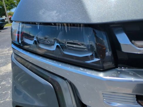 Used 2022 Chevrolet Suburban High Country AWD/4WD image 10