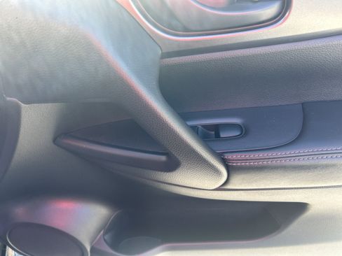 Used 2018 Nissan Rogue Sport S FWD image 46