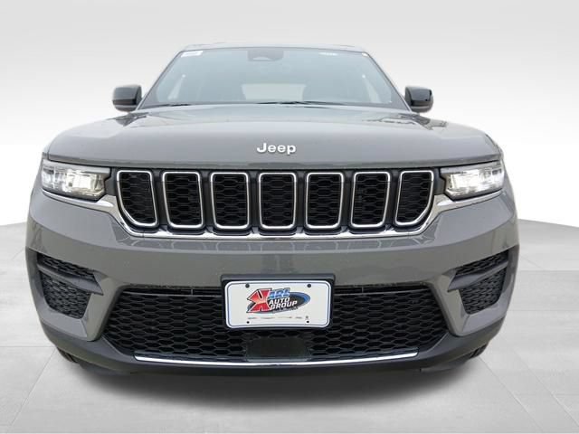 New 2027 Jeep Grand Cherokee Laredo X AWD/4WD image 8