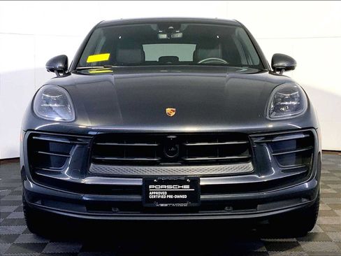 Certified 2024 Porsche Macan AWD/4WD image 10