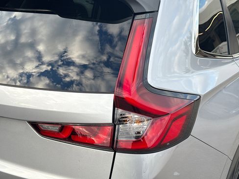 Used 2025 Honda CR-V EX-L image 26