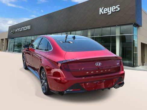 Used 2023 Hyundai Sonata SEL Plus w/ Preferred Accessory Package FWD image 7